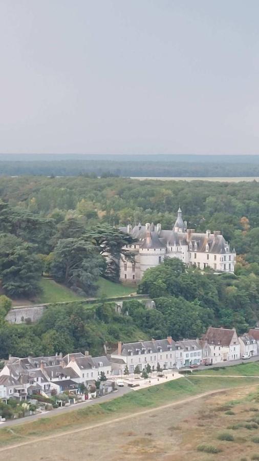 Le Coeur De La Petite Cisse Bed & Breakfast Monteaux Luaran gambar